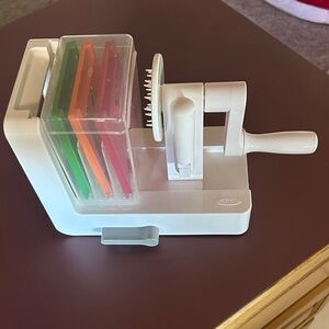 OXO White Spiralizer with Red, Orange, and Green Blades